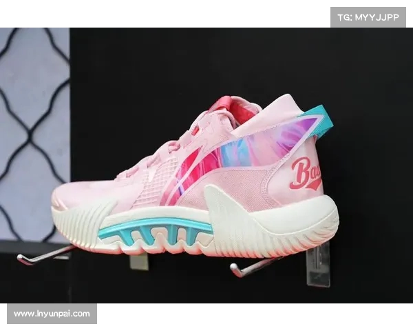 李宁与反伍「怒沸撕」:街球精神再燃,年轻一代的热血风暴 李宁与反伍「怒沸撕」:街球精神再燃,年轻一代的热血风暴