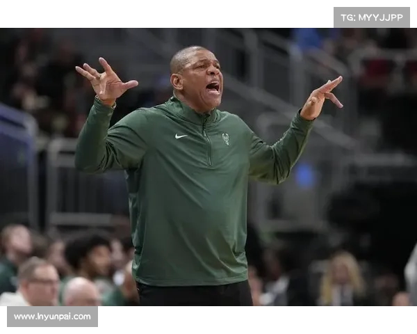 里夫斯休赛期不止打篮球，高尔夫场上也如鱼得水(里弗斯教练执教水平)