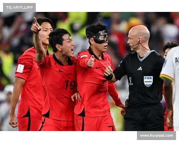 龙赛罗:安东尼-泰勒与VAR判罚丧失公正,忽视两次明显犯规令人失望 龙赛罗:安东尼-泰勒与VAR判罚丧失公正,忽视两次明显犯规令人失望