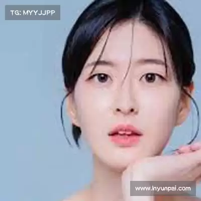 奕思菱